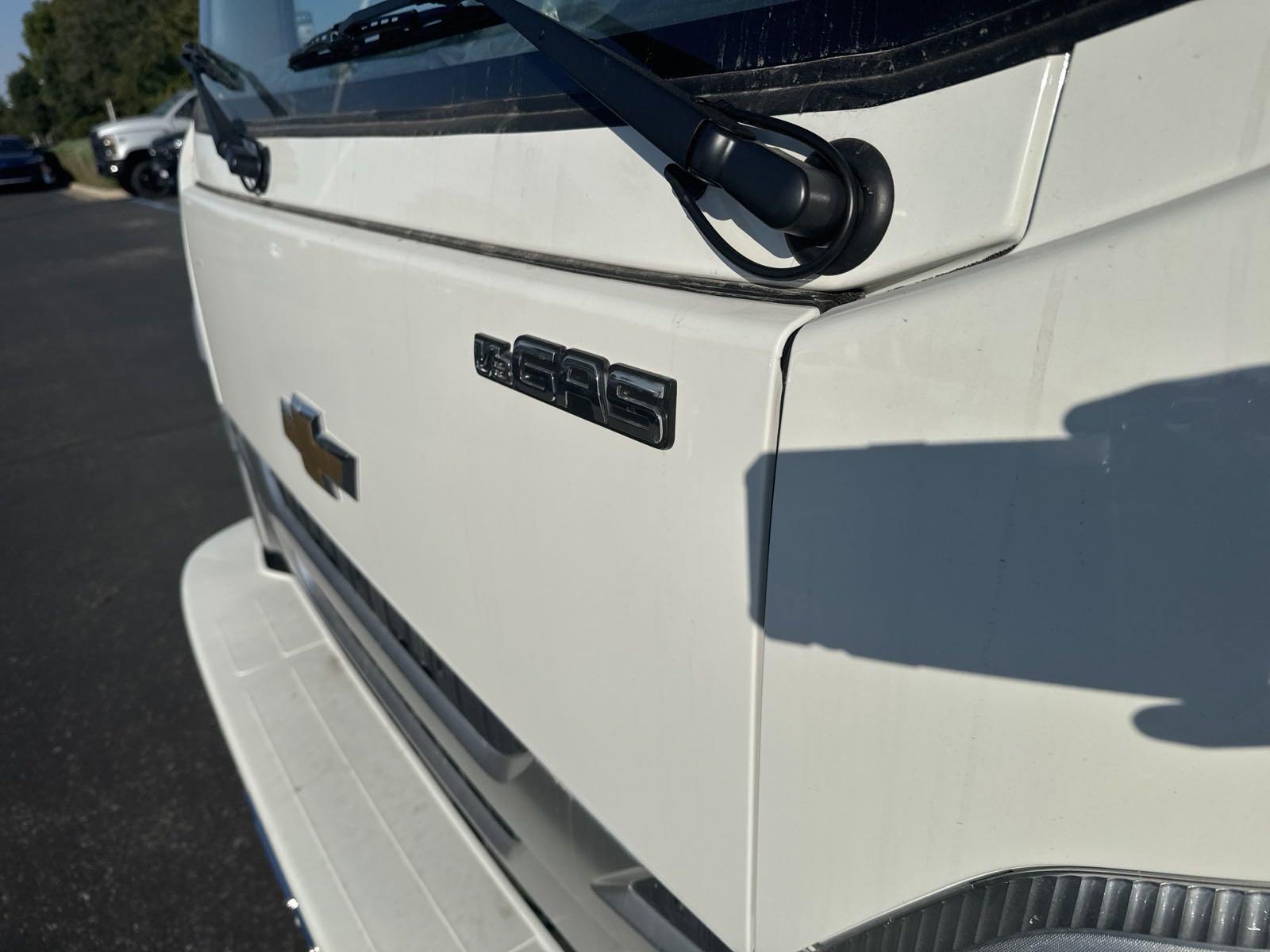 2025 Chevrolet Low Cab Forward 5500 XG Vehicle Photo in GEORGETOWN, TX 78626-7508