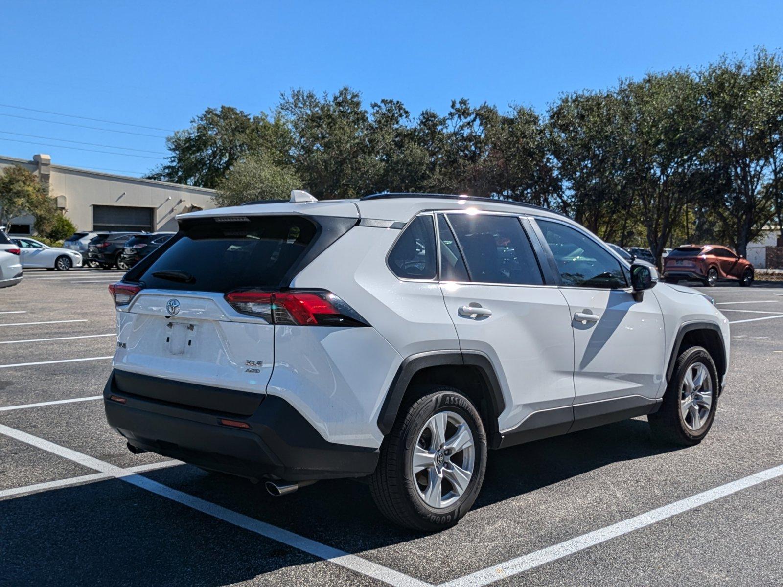 2020 Toyota RAV4 Vehicle Photo in Clearwater, FL 33761