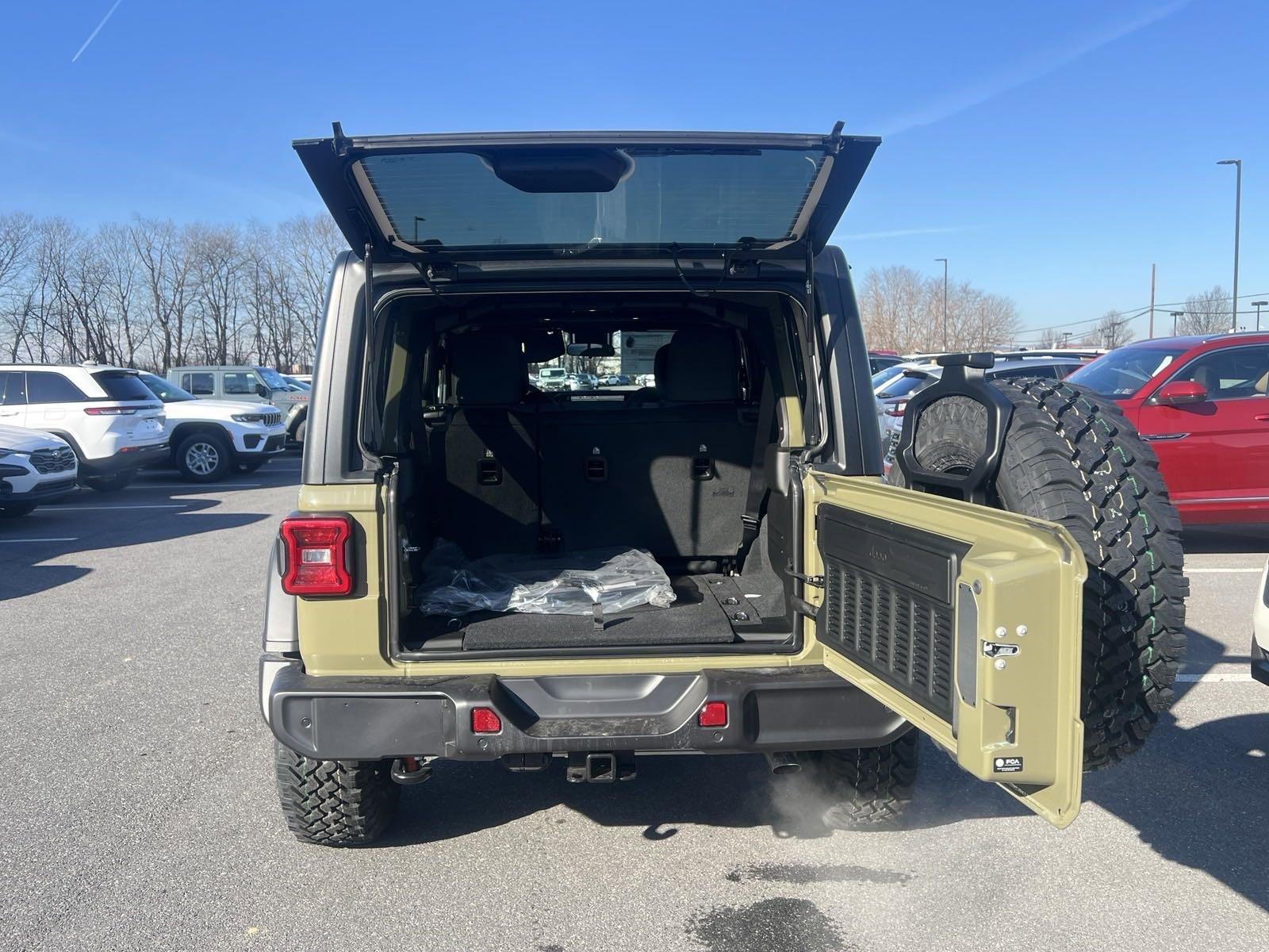 2025 Jeep Wrangler Vehicle Photo in Mechanicsburg, PA 17050-1707