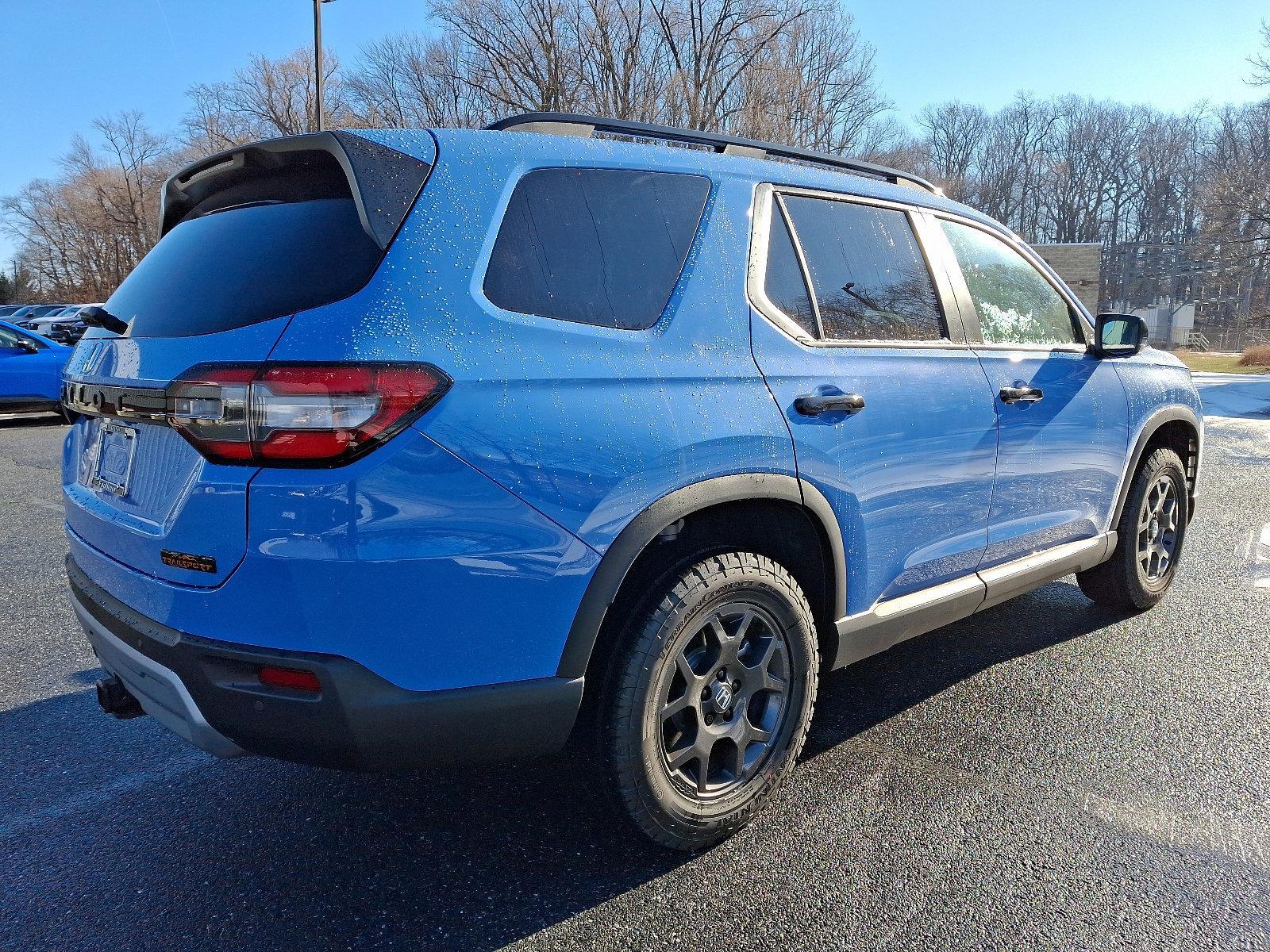 2025 Honda Pilot Vehicle Photo in Harrisburg, PA 17111