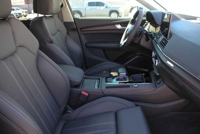 2022 Audi Q5 Vehicle Photo in SUGAR LAND, TX 77478