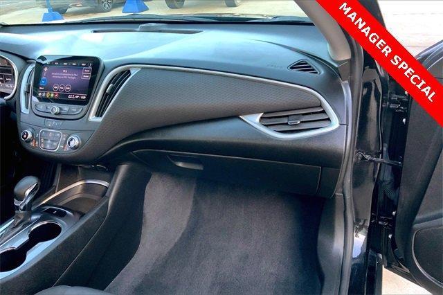 2022 Chevrolet Malibu Vehicle Photo in TOPEKA, KS 66609-0000
