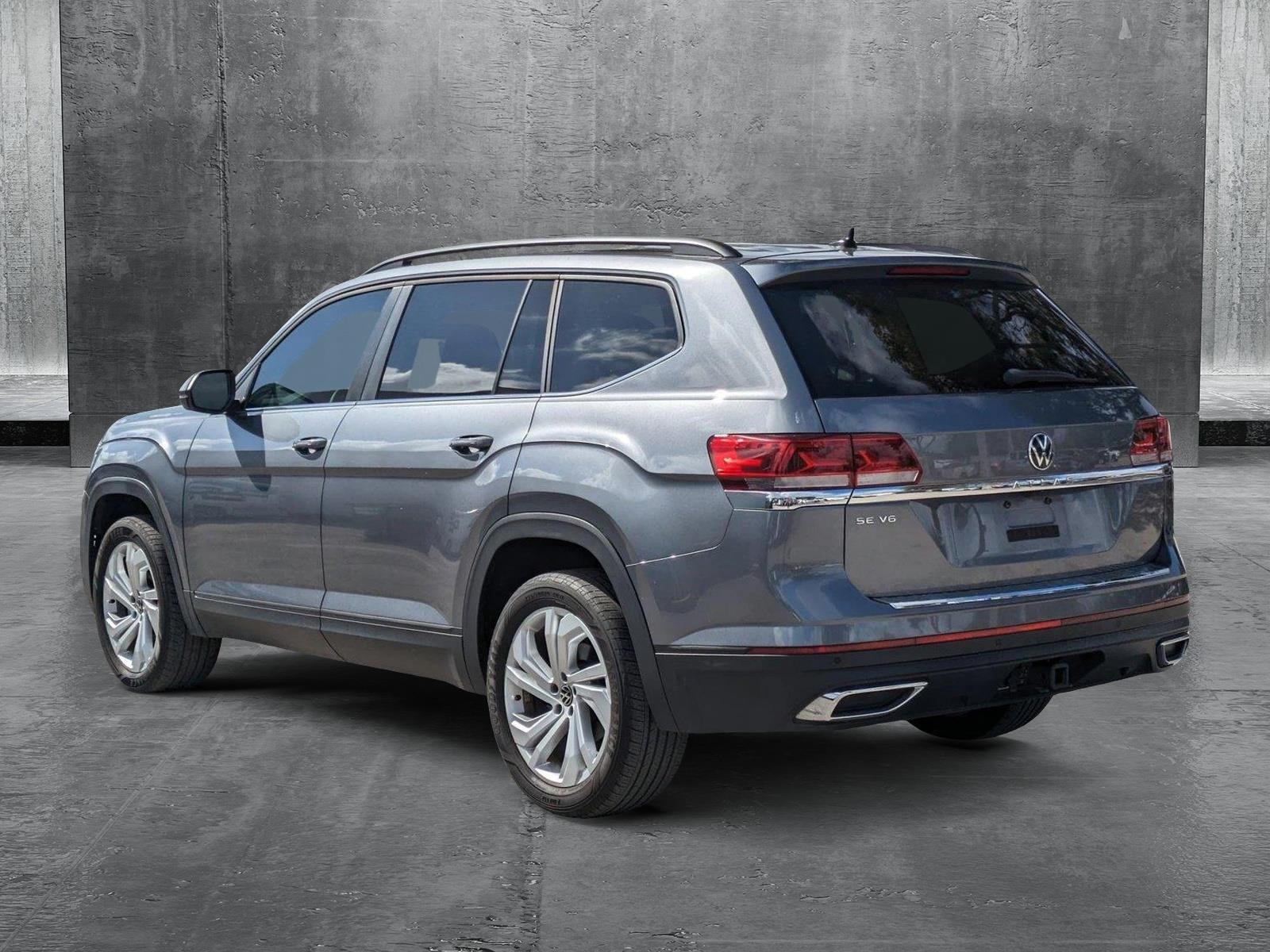 2022 Volkswagen Atlas Vehicle Photo in GREENACRES, FL 33463-3207