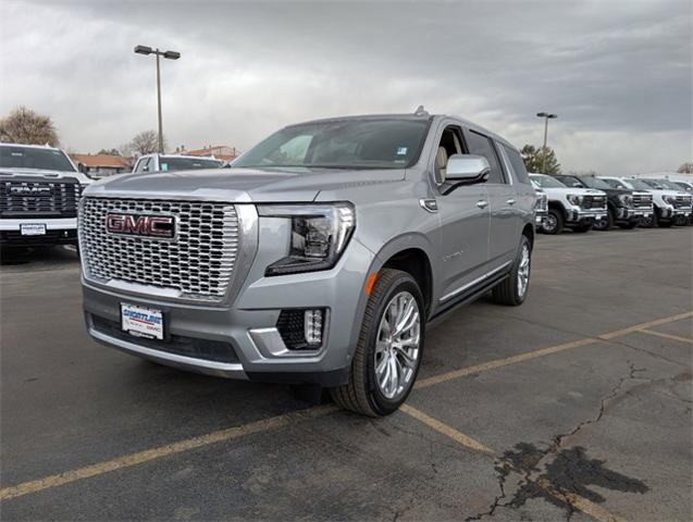 2024 GMC Yukon XL Vehicle Photo in AURORA, CO 80012-4011