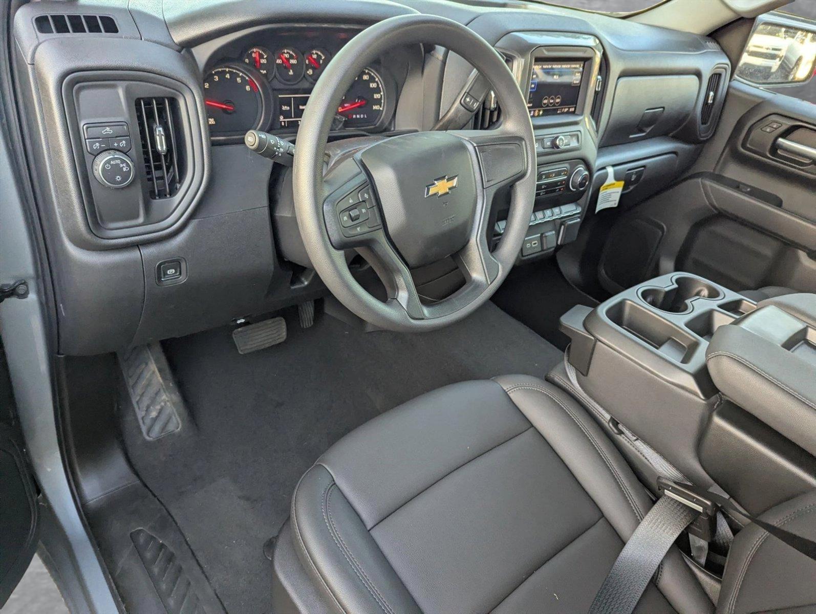 2025 Chevrolet Silverado 1500 Vehicle Photo in GREENACRES, FL 33463-3207