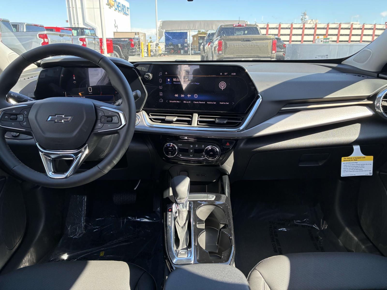 2025 Chevrolet Trax Vehicle Photo in LOS ANGELES, CA 90007-3794