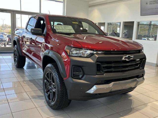2025 Chevrolet Colorado Vehicle Photo in ALCOA, TN 37701-3235