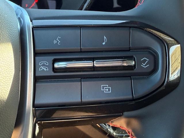 2025 Chevrolet Colorado Vehicle Photo in COLUMBIA, MO 65203-3903