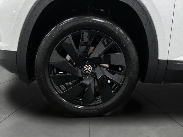 2025 Volkswagen Atlas Vehicle Photo in Appleton, WI 54913
