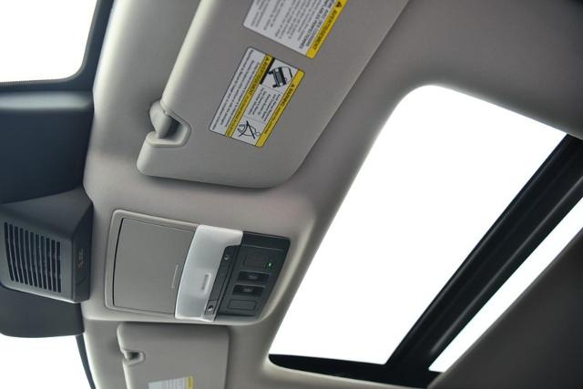 2025 Nissan Pathfinder Vehicle Photo in Ballwin, MO 63011
