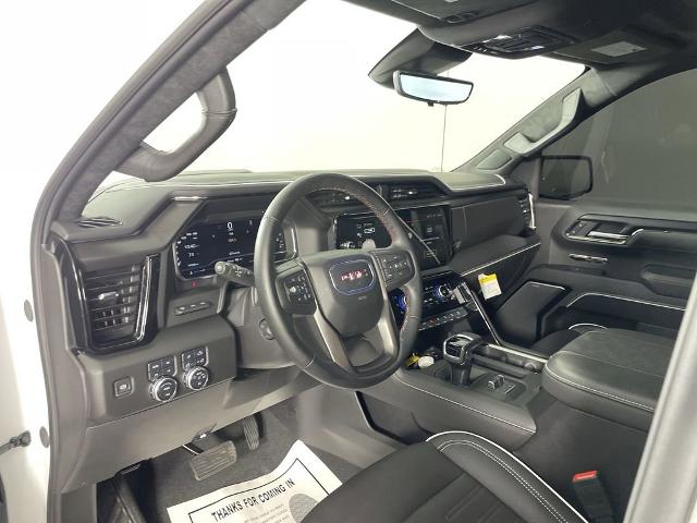 2025 GMC Sierra 1500 Vehicle Photo in GILBERT, AZ 85297-0402