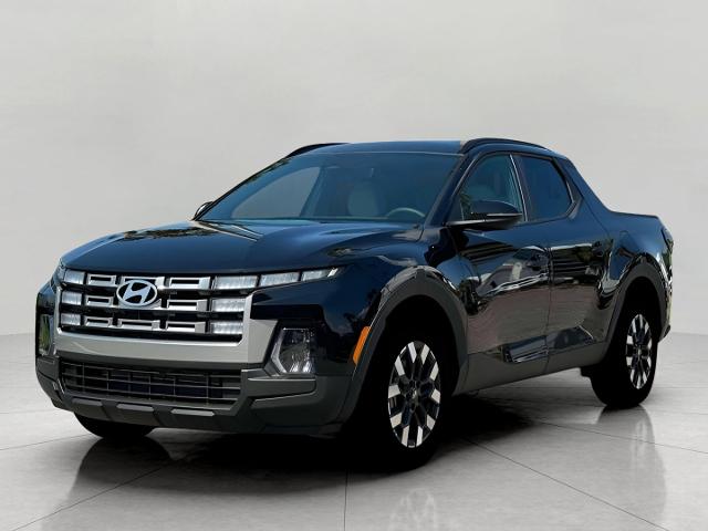 2025 Hyundai SANTA CRUZ Vehicle Photo in Green Bay, WI 54304