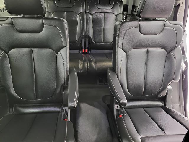 2024 Jeep Grand Cherokee L Vehicle Photo in APPLETON, WI 54914-8833