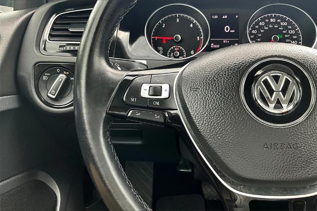 2015 Volkswagen Golf SportWagen Vehicle Photo in Houston, TX 77007