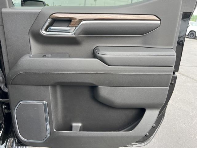 2023 Chevrolet Silverado 1500 Vehicle Photo in GREEN BAY, WI 54304-5303