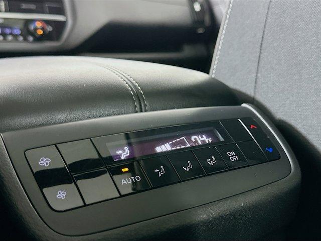 2023 Nissan Pathfinder Vehicle Photo in Flemington, NJ 08822