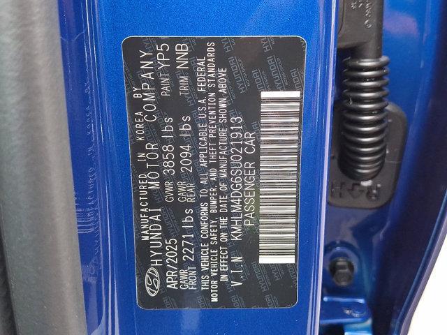 2025 Hyundai ELANTRA Vehicle Photo in Philadelphia, PA 19116