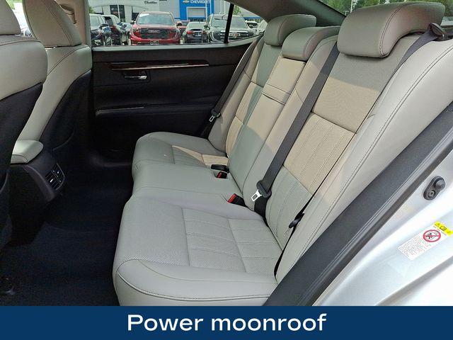 2017 Lexus ES 350 Vehicle Photo in PAWLING, NY 12564-3219