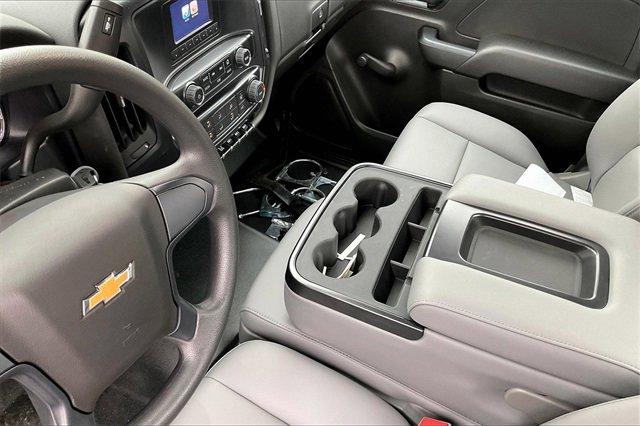 2024 Chevrolet Silverado Chassis Cab Vehicle Photo in INDEPENDENCE, MO 64055-1314