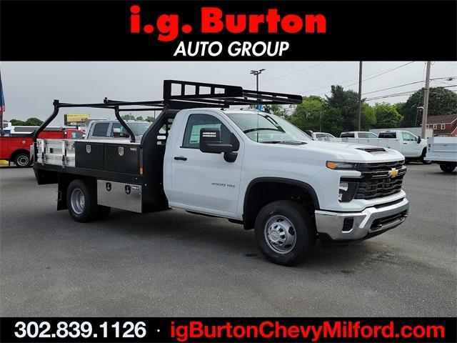 2024 Chevrolet Silverado 3500 HD Chassis Cab Vehicle Photo in MILFORD, DE 19963-6122