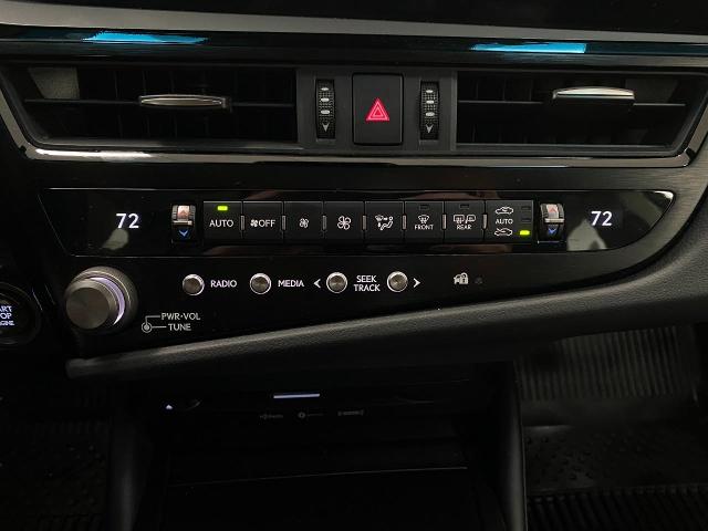 2022 Lexus ES 350 Vehicle Photo in Appleton, WI 54913