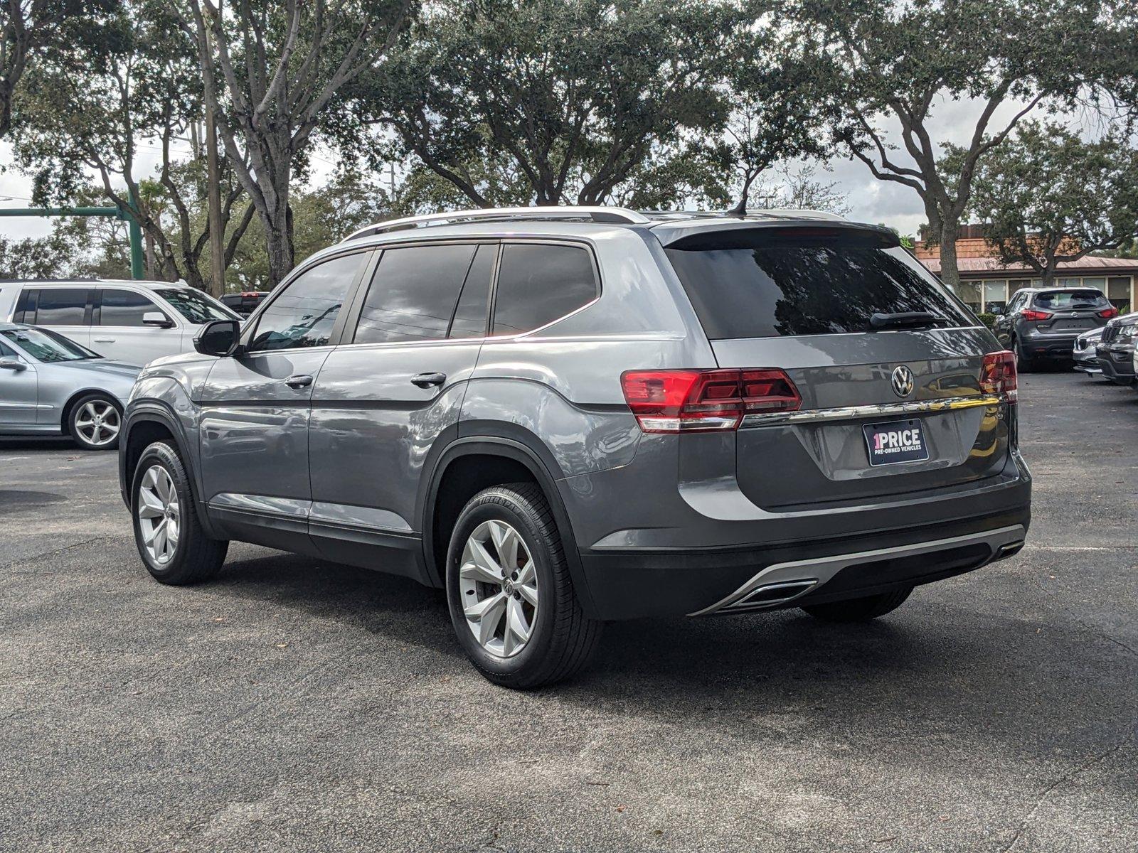 2018 Volkswagen Atlas Vehicle Photo in GREENACRES, FL 33463-3207