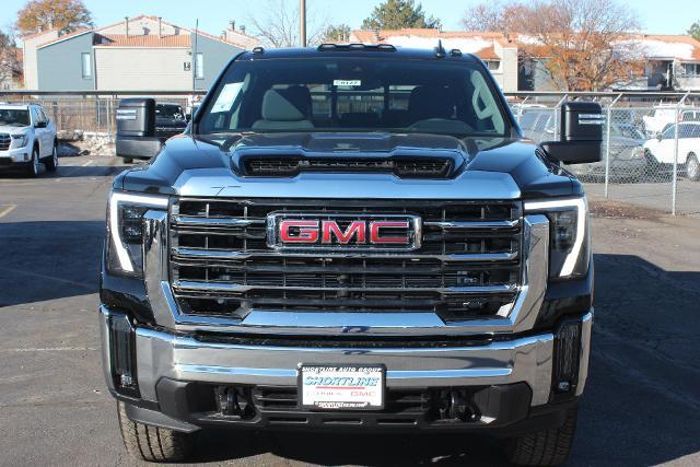 2025 GMC Sierra 2500 HD Vehicle Photo in AURORA, CO 80012-4011