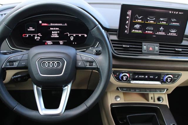 2024 Audi Q5 Vehicle Photo in SUGAR LAND, TX 77478