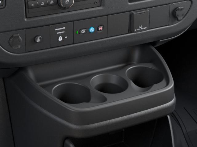 2025 GMC Savana Passenger 2500 Vehicle Photo in PASADENA, CA 91107-3803