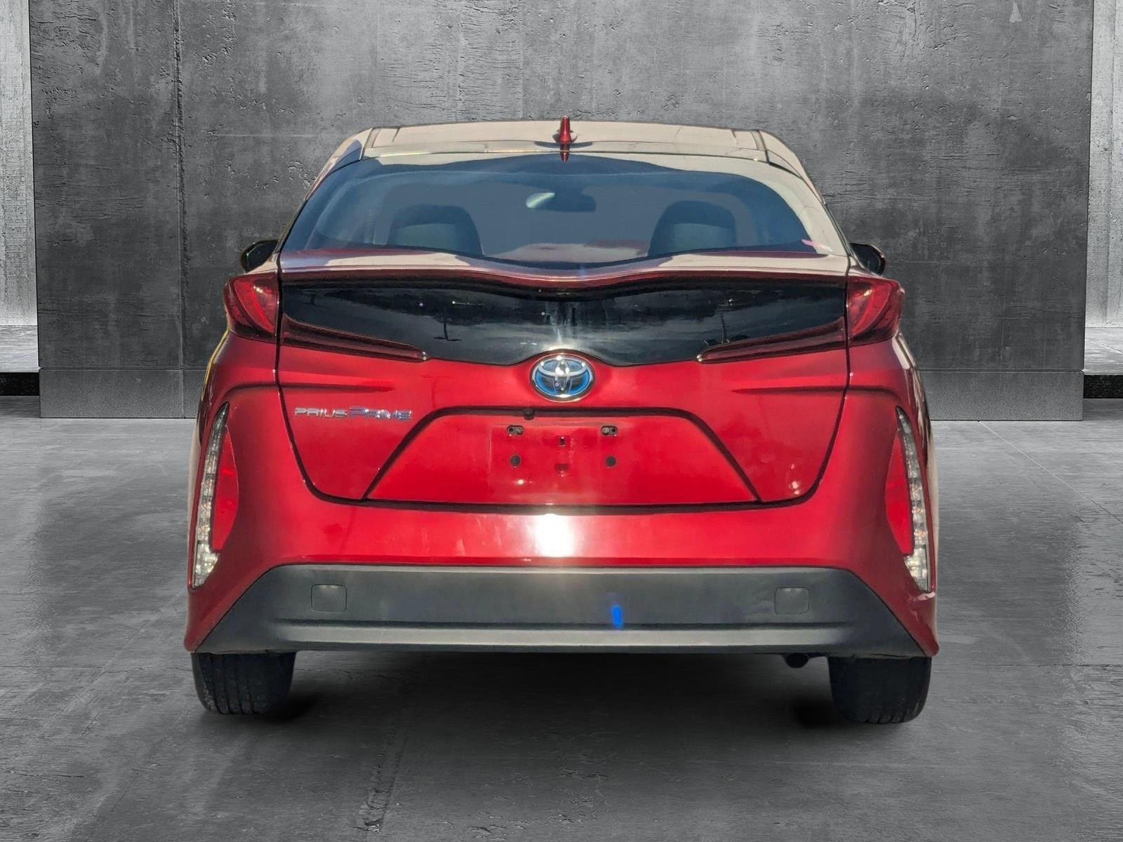 2017 Toyota Prius Prime Vehicle Photo in Towson, MD 21204