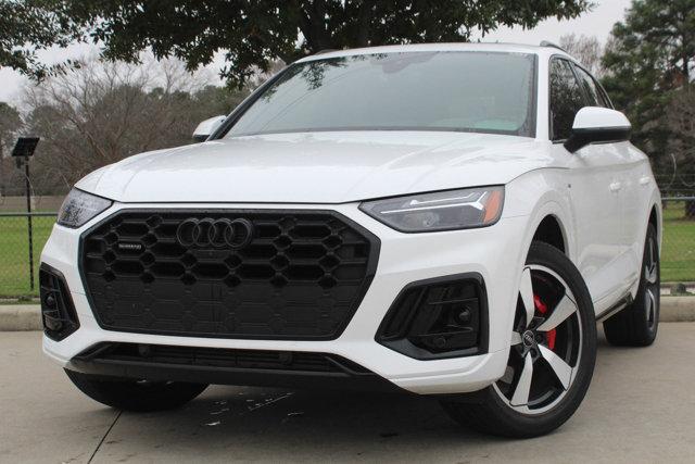 2024 Audi Q5 Vehicle Photo in HOUSTON, TX 77090