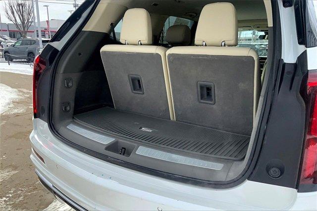 2023 Cadillac XT6 Vehicle Photo in KANSAS CITY, MO 64114-4545
