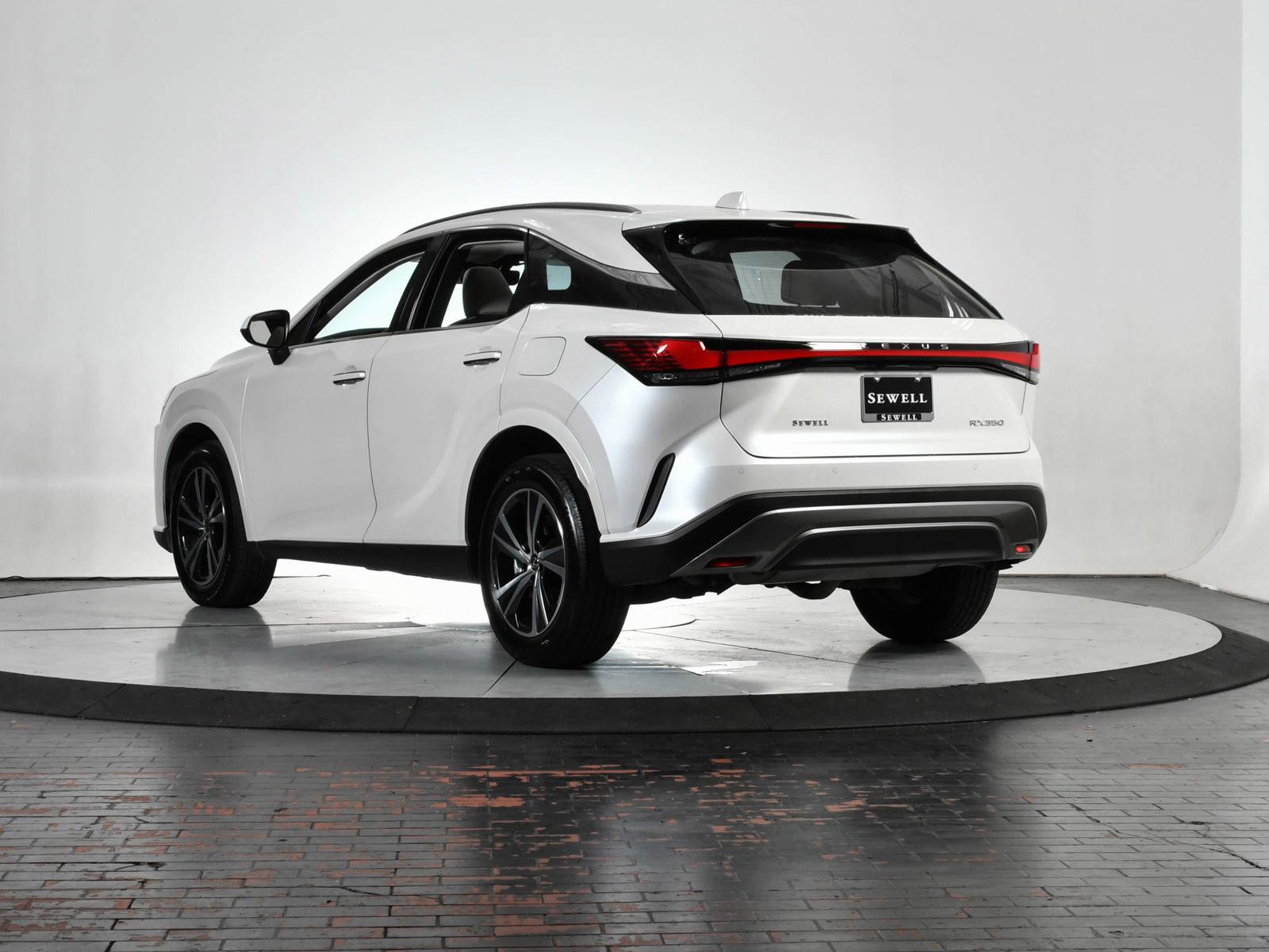 2024 Lexus RX 350 Vehicle Photo in DALLAS, TX 75235