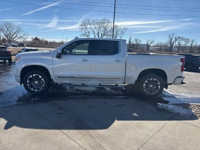 2025 Chevrolet Silverado 1500 Vehicle Photo in MANHATTAN, KS 66502-5036