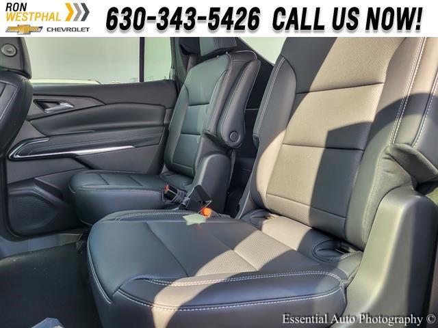 2025 Chevrolet Traverse Vehicle Photo in AURORA, IL 60503-9326