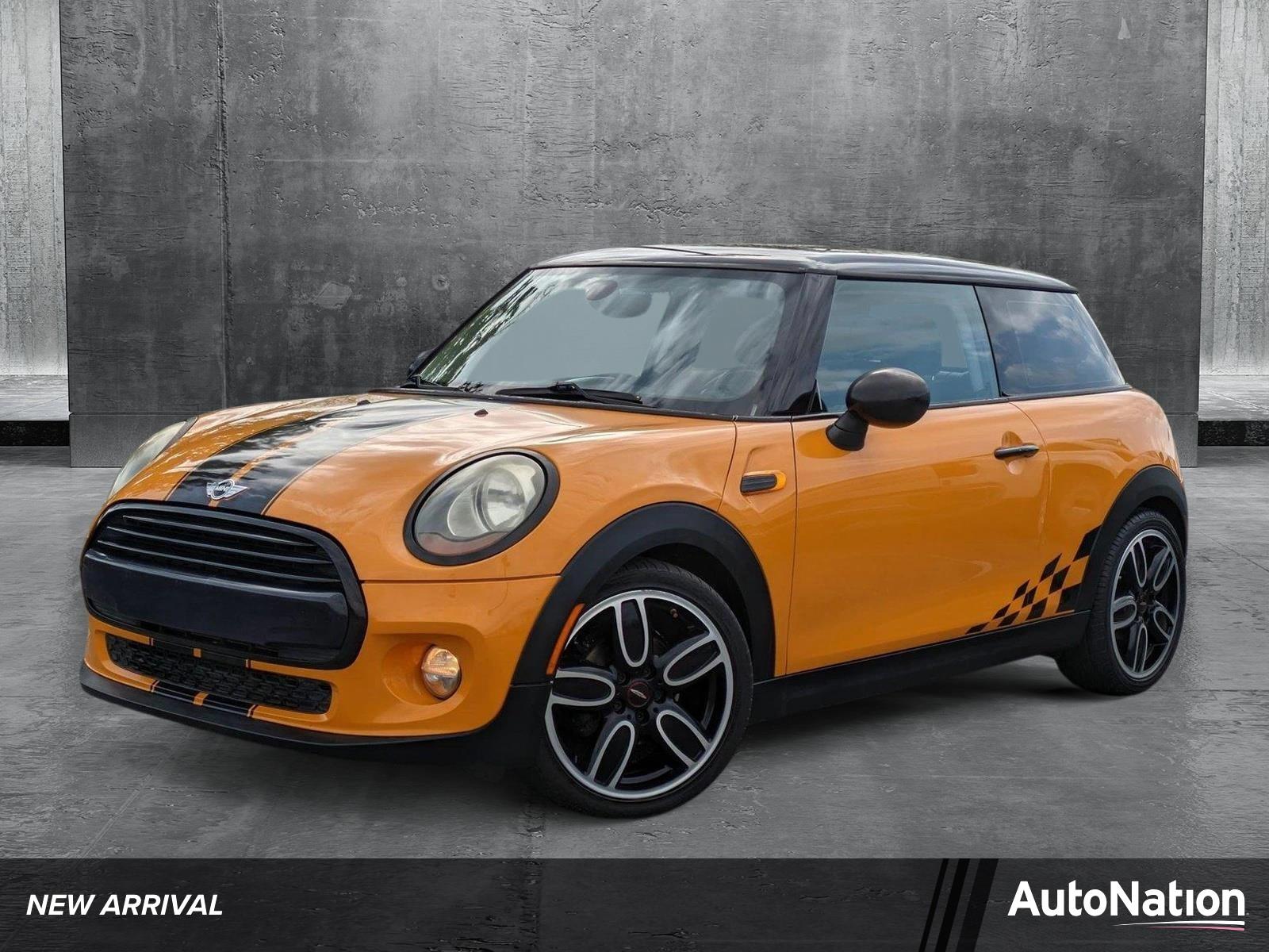 2016 MINI Cooper Hardtop Vehicle Photo in ORLANDO, FL 32812-3021