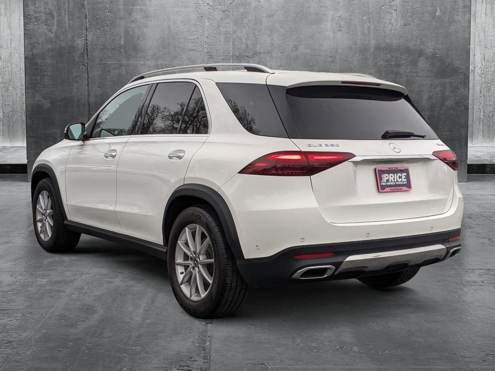 2024 Mercedes-Benz GLE Vehicle Photo in TIMONIUM, MD 21093-2300