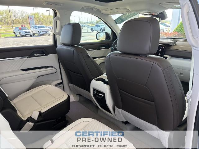 2024 GMC Acadia Vehicle Photo in MANHATTAN, KS 66502-5036