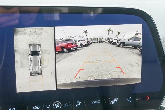 2025 Chevrolet Traverse Vehicle Photo in VENTURA, CA 93003-8585