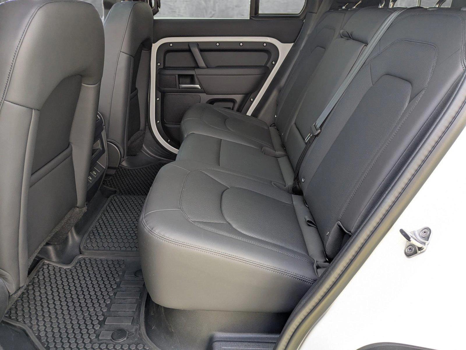 2025 Land Rover Defender Vehicle Photo in Pompano Beach, FL 33064