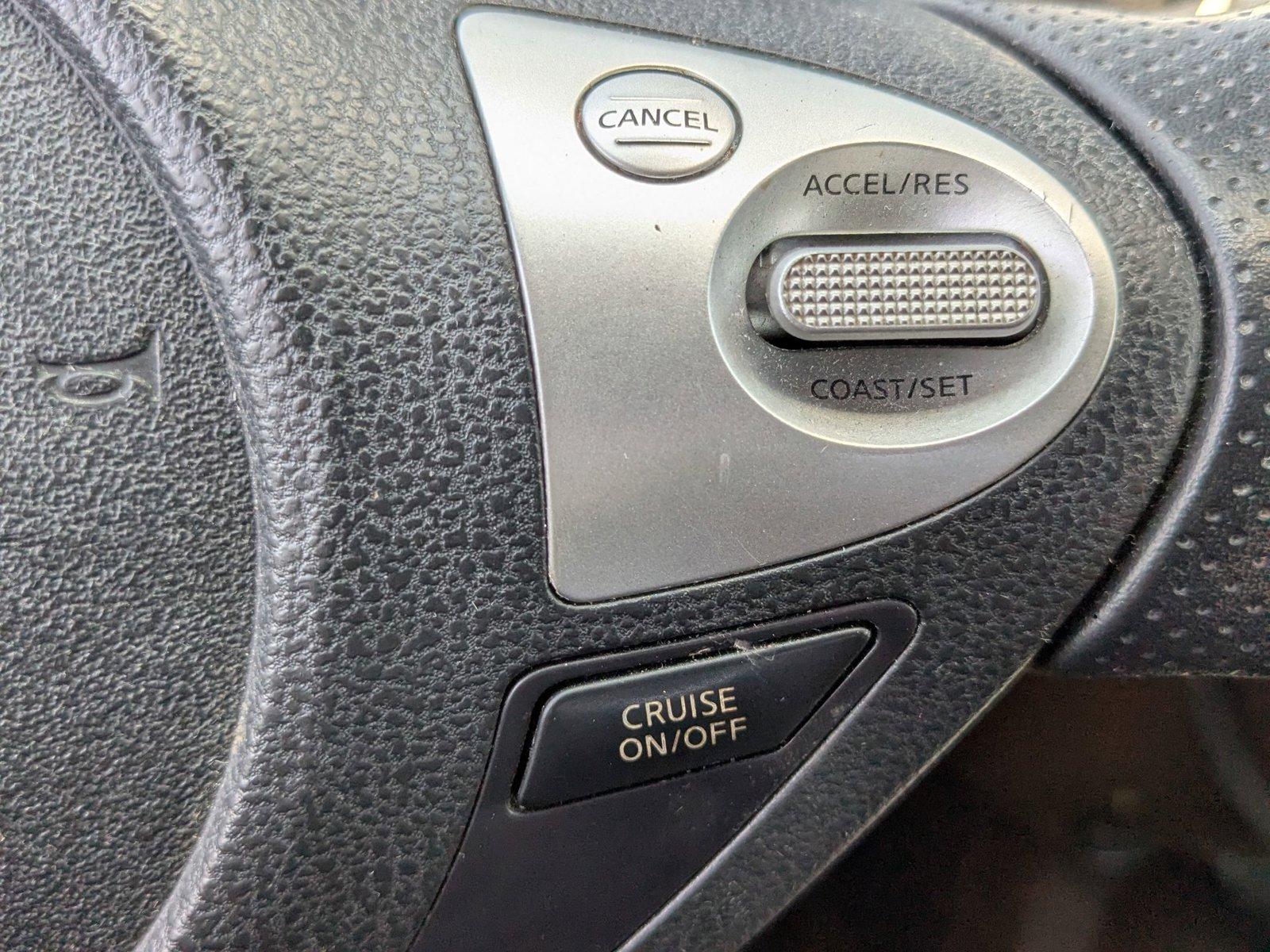 2017 Nissan JUKE Vehicle Photo in St. Petersburg, FL 33713
