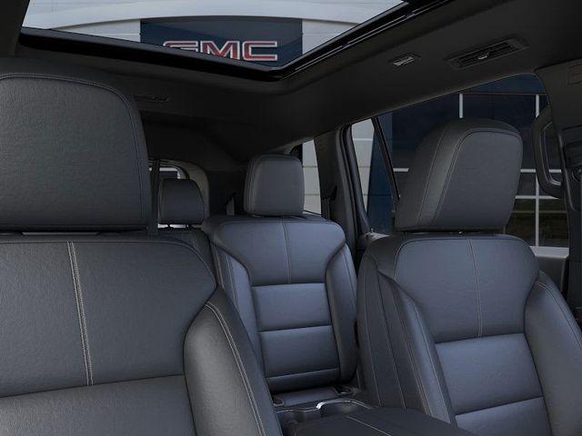 2025 GMC Acadia Vehicle Photo in WATERTOWN, CT 06795-3318