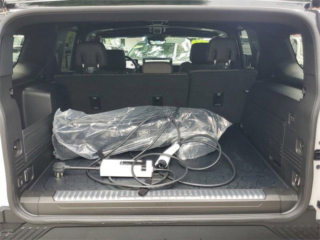2024 GMC HUMMER EV SUV Vehicle Photo in SUNRISE, FL 33323-3202