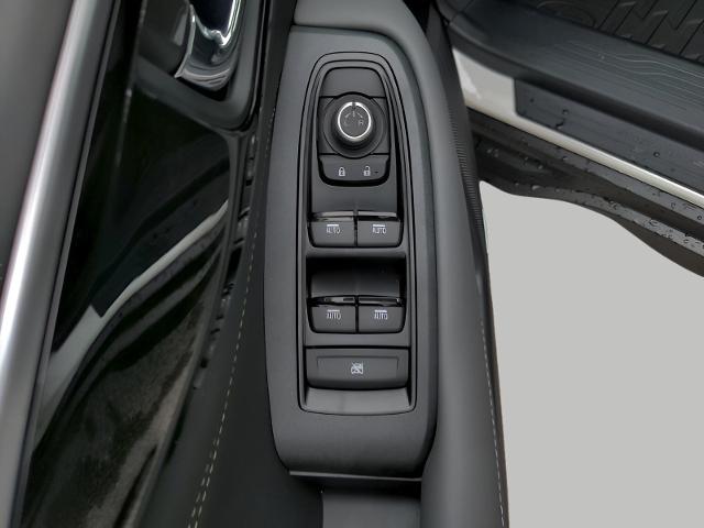 2025 Subaru Outback Vehicle Photo in Green Bay, WI 54304