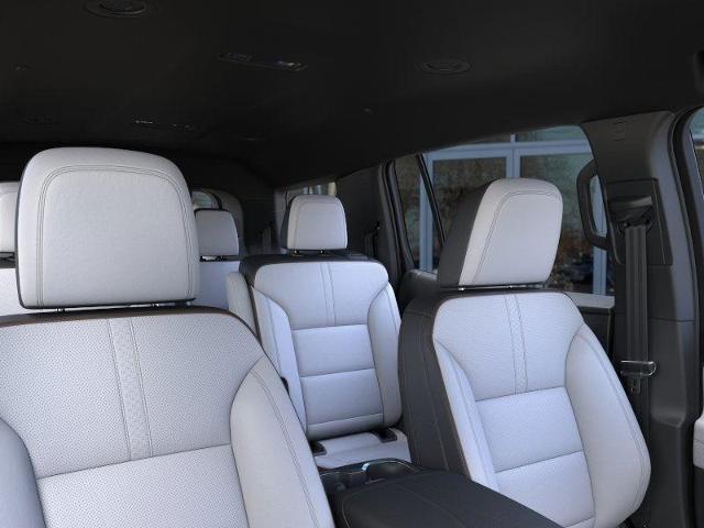 2025 Chevrolet Traverse Vehicle Photo in OSHKOSH, WI 54904-7811