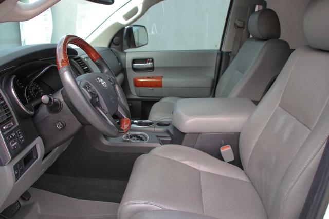 2020 Toyota Sequoia Vehicle Photo in SUGAR LAND, TX 77478