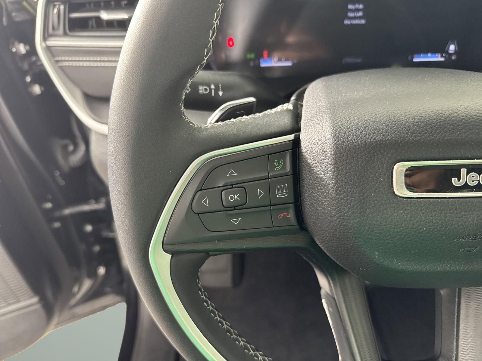 2024 Jeep Grand Cherokee Vehicle Photo in GEORGETOWN, TX 78626-7508