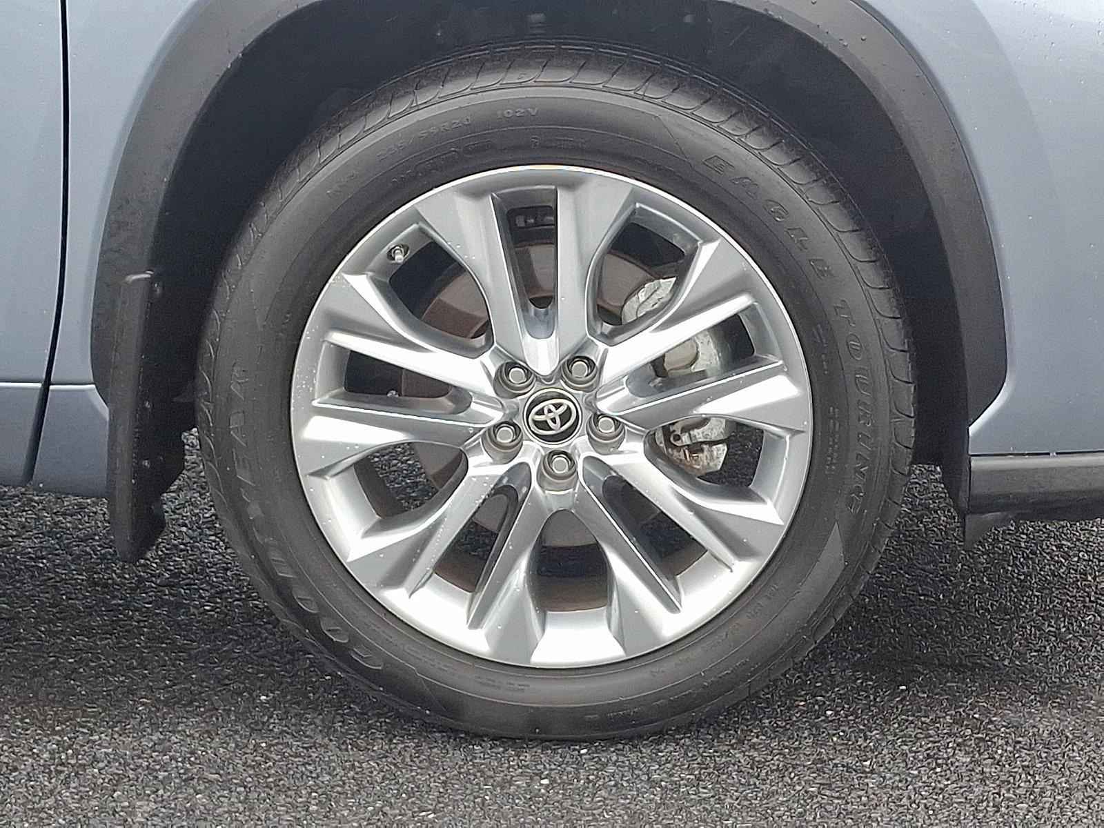 2023 Toyota Highlander Vehicle Photo in Harrisburg, PA 17111-1033