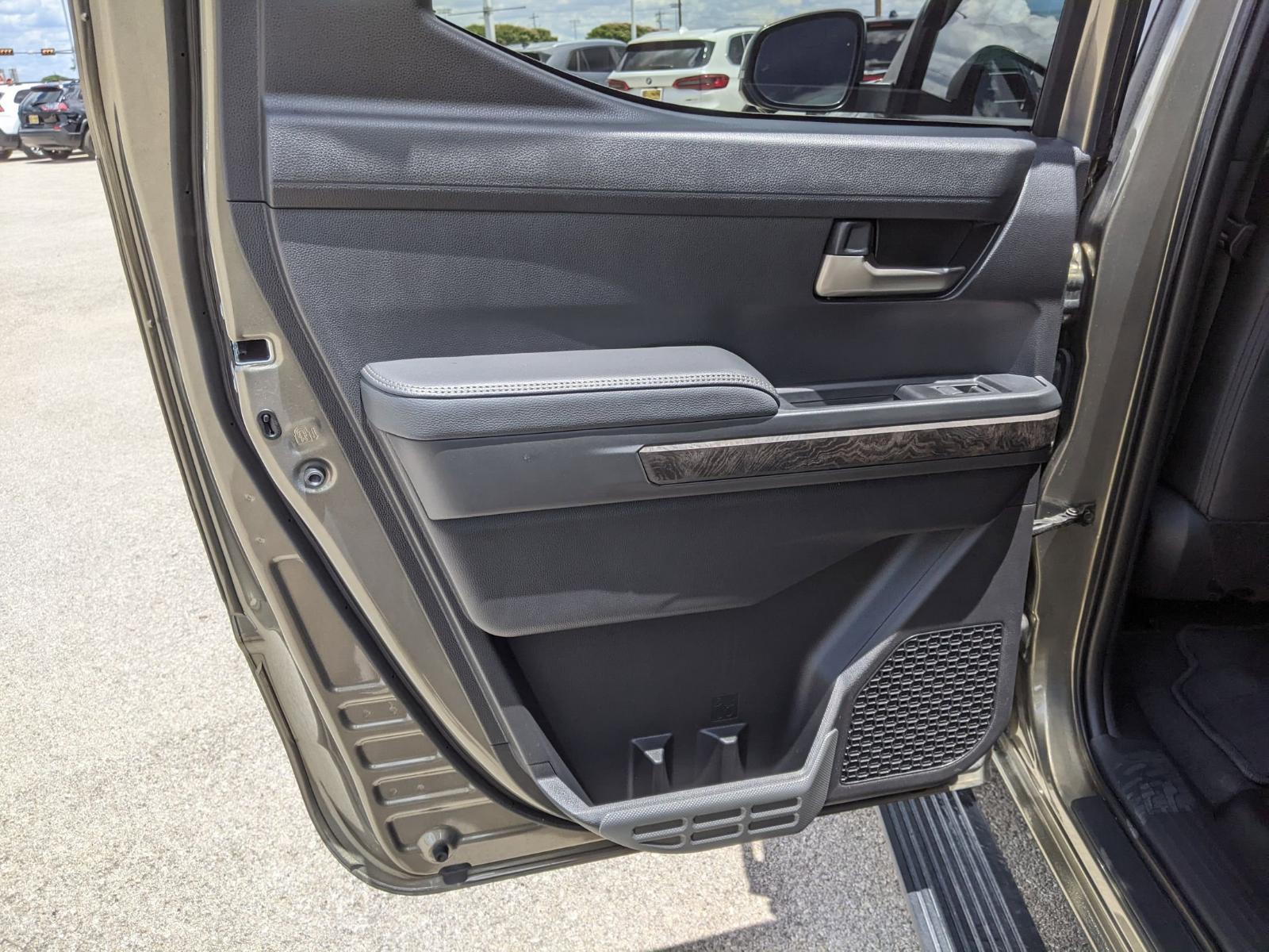 2024 Toyota Tacoma 4WD Vehicle Photo in Seguin, TX 78155