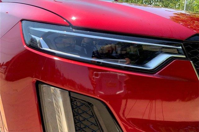 2024 Cadillac XT6 Vehicle Photo in KANSAS CITY, MO 64114-4545